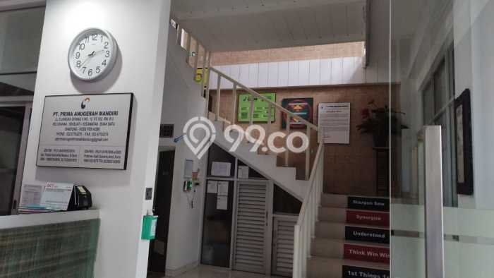 Rumah Elit Modern Siap Huni di Buah Batu Bandung Rumah Elit Modern Siap Huni di Buah Batu Bandung