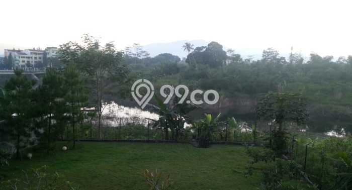 Rumah Mewah LB 600m2 Siap Huni Desain Elegan di Kota Baru Parahyangan, Bandung Rumah Mewah LB 600m2 Siap Huni Desain Elegan di Kota Baru Parahyangan, Bandung