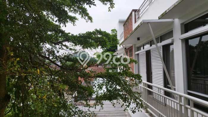 Rumah Elit Modern Siap Huni di Buah Batu Bandung Rumah Elit Modern Siap Huni di Buah Batu Bandung