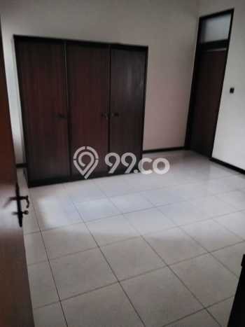 Disewakan! Rumah 4 Kamar Tidur &
3 Kamar Mandi di Setra Murni, Bandung Disewakan! Rumah 4 Kamar Tidur &
3 Kamar Mandi di Setra Murni, Bandung