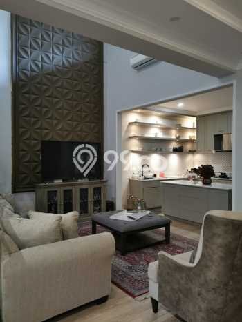 Rumah kawasan Kota Wisata, Jakarta Timur, Luas 200m² Bangunan 280m² Rumah kawasan Kota Wisata, Jakarta Timur, Luas 200m² Bangunan 280m²
