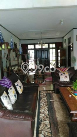 Rumah Luxury Modern Siap Huni di Cibubur Jakarta Timur Rumah Luxury Modern Siap Huni di Cibubur Jakarta Timur