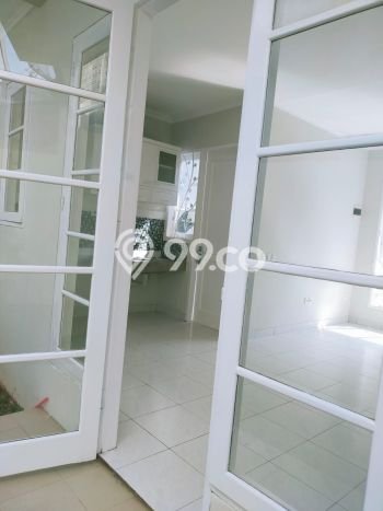 HOT LISTING! Rumah Untuk Investasi area Cibubur, Luas 128m² LB 80m² HOT LISTING! Rumah Untuk Investasi area Cibubur, Luas 128m² LB 80m²
