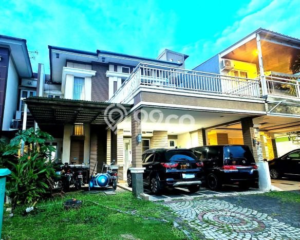 For Sale! Luxury House LT 162m2 Desain Elegan di Kota Wisata For Sale! Luxury House LT 162m2 Desain Elegan di Kota Wisata