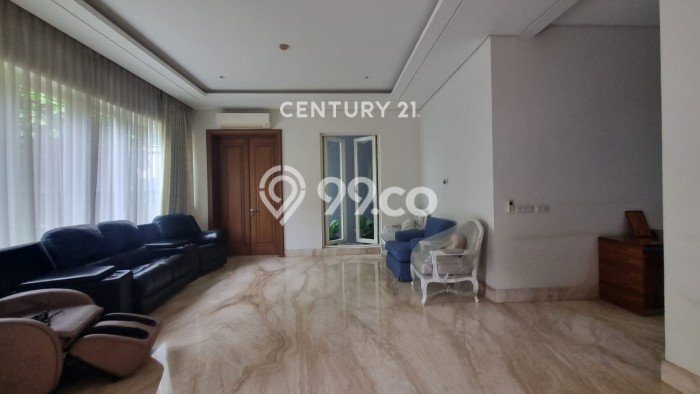 Hunian Bagus Disewakan di Pondok Indah, Jakarta Selatan LT 400m2, LB 500m2 Hunian Bagus Disewakan di Pondok Indah, Jakarta Selatan LT 400m2, LB 500m2