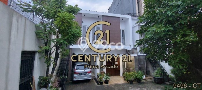 Siap Huni Rumah Mewah 6 Kamar di Kebayoran Baru Dekat ke Mana Pun Siap Huni Rumah Mewah 6 Kamar di Kebayoran Baru Dekat ke Mana Pun