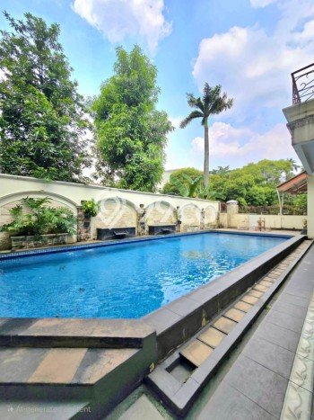 Dijual Rumah Luas Megah Dengan View Cantik di Pondok Indah, Jakarta Selatan Dijual Rumah Luas Megah Dengan View Cantik di Pondok Indah, Jakarta Selatan