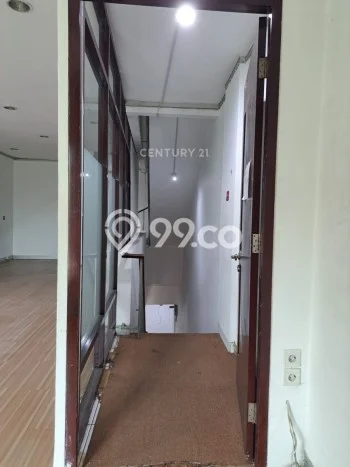 Unit Ruko Disewakan di Pondok Indah di Area Ramai & Strategis Unit Ruko Disewakan di Pondok Indah di Area Ramai & Strategis