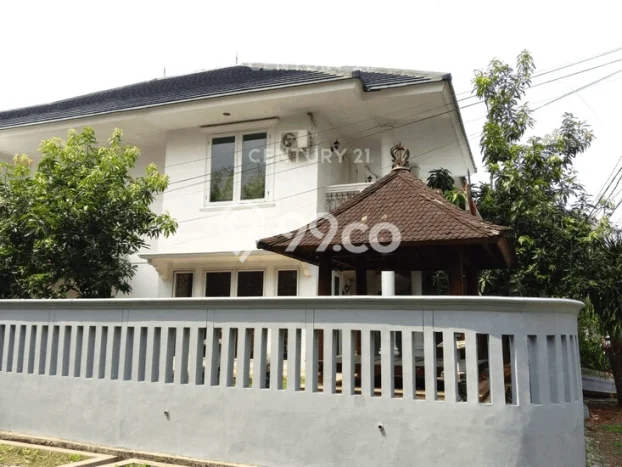Rumah sewa siap pakai 3 KT di Pondok Indah, Jakarta Selatan Rumah sewa siap pakai 3 KT di Pondok Indah, Jakarta Selatan