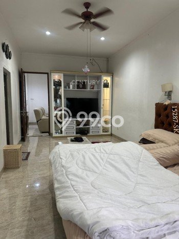 For Sale! Premium House LT 206m2 Desain Elegan di Sektor 9-Bintaro For Sale! Premium House LT 206m2 Desain Elegan di Sektor 9-Bintaro