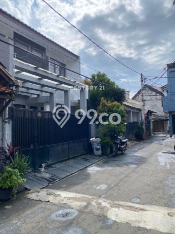 Rumah Mewah Dijual LT 175m2 di Kebayoran Baru, Jakarta Selatan Rumah Mewah Dijual LT 175m2 di Kebayoran Baru, Jakarta Selatan