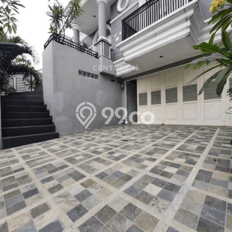Rumah Mewah Siap Huni LT 200m2 di Kebayoran Baru, Jakarta Selatan Rumah Mewah Siap Huni LT 200m2 di Kebayoran Baru, Jakarta Selatan