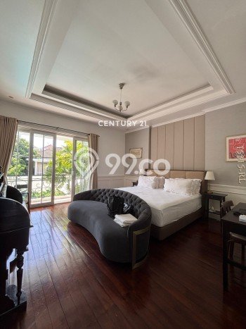 Dijual Rumah Luas Elegan Dengan View Cantik di Pejaten, Jakarta Selatan Dijual Rumah Luas Elegan Dengan View Cantik di Pejaten, Jakarta Selatan