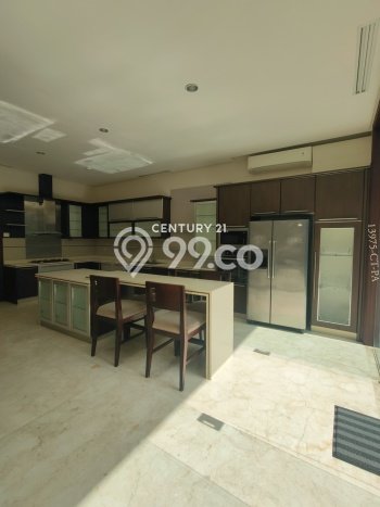 Jual Rumah Mewah Elegan Dengan View Cantik di Pondok Indah, Jakarta Selatan Jual Rumah Mewah Elegan Dengan View Cantik di Pondok Indah, Jakarta Selatan