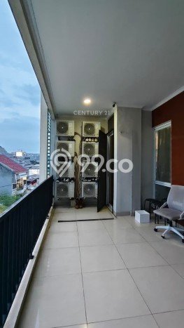 Jual Rumah Luas Elegan Dengan View Eksklusif di Grogol, Jakarta Barat Jual Rumah Luas Elegan Dengan View Eksklusif di Grogol, Jakarta Barat