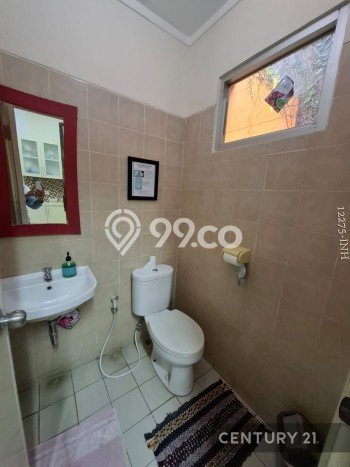 Ruko For Rent Kawasan Bintaro, Luas 204m², Area Strategis Ruko For Rent Kawasan Bintaro, Luas 204m², Area Strategis