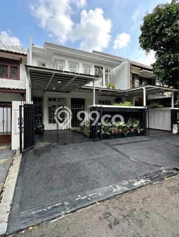 Dijual Rumah Luas Megah Dengan View Eksklusif di Pondok Indah, Jakarta Selatan Dijual Rumah Luas Megah Dengan View Eksklusif di Pondok Indah, Jakarta Selatan
