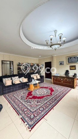 Siap Huni Rumah Mewah 7 Kamar di Cilandak Dekat ke Mana Pun Siap Huni Rumah Mewah 7 Kamar di Cilandak Dekat ke Mana Pun