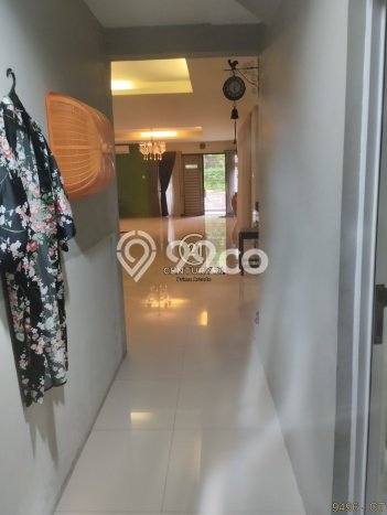 Siap Huni Rumah Mewah 6 Kamar di Kebayoran Baru Dekat ke Mana Pun Siap Huni Rumah Mewah 6 Kamar di Kebayoran Baru Dekat ke Mana Pun