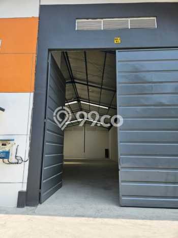 Gudang Dijual di Tangerang LT 622m2 & LB 600m2 Lokasi Terbaik! Gudang Dijual di Tangerang LT 622m2 & LB 600m2 Lokasi Terbaik!