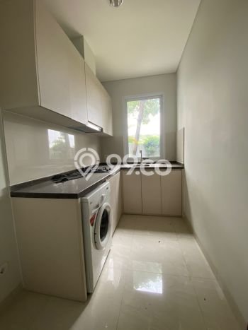 Rumah Luxury Modern Tanpa Renovasi di Puri Mansion Jakarta Barat Rumah Luxury Modern Tanpa Renovasi di Puri Mansion Jakarta Barat
