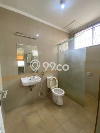 HARGA TERBAIK! Rumah area , 3 KM, Area Asri, Luas 276m2m² Bangunan 552m2m² HARGA TERBAIK! Rumah area , 3 KM, Area Asri, Luas 276m2m² Bangunan 552m2m²