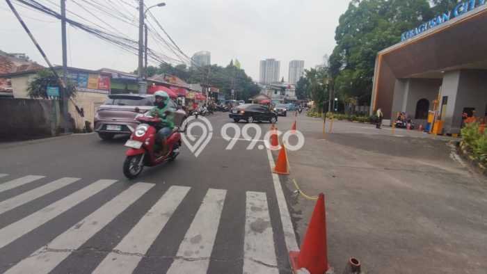 AREA PROSPEKTIF! Tanah di Kebagusan, Luas 2054m2m², Akses Transportasi AREA PROSPEKTIF! Tanah di Kebagusan, Luas 2054m2m², Akses Transportasi