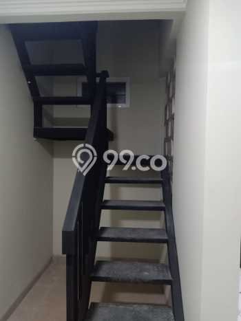 Rumah Elit Modern Tanpa Renovasi di BSD Tangerang Rumah Elit Modern Tanpa Renovasi di BSD Tangerang