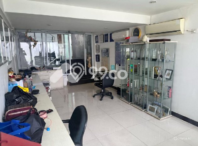 Dijual Rumah Luas Elegan Dengan View Cantik di Rawamangun, Jakarta Timur Dijual Rumah Luas Elegan Dengan View Cantik di Rawamangun, Jakarta Timur