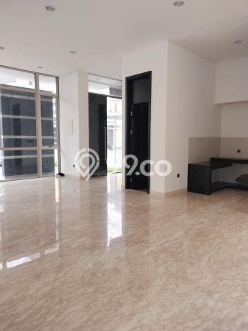 Rumah Mewah LB 311m2 Siap Huni Desain Elegan di Pantai Indah Kapuk, Jakarta Utara Rumah Mewah LB 311m2 Siap Huni Desain Elegan di Pantai Indah Kapuk, Jakarta Utara