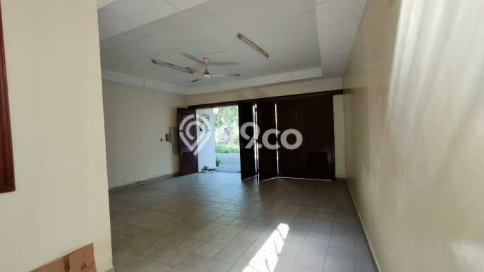 Rumah Modern Disewakan di Mampang Prapatan Jakarta Selatan Lokasi Sangat Strategis Rumah Modern Disewakan di Mampang Prapatan Jakarta Selatan Lokasi Sangat Strategis