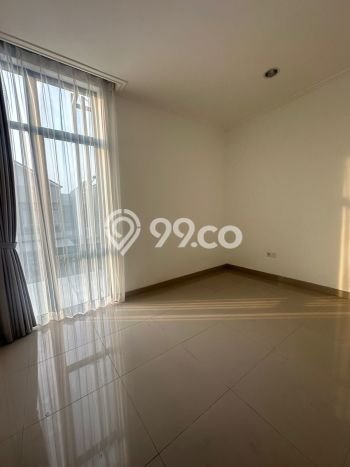 Rumah Luxury Modern Tanpa Renovasi di Pantai Indah Kapuk Jakarta Utara Rumah Luxury Modern Tanpa Renovasi di Pantai Indah Kapuk Jakarta Utara