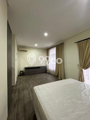 Ready to Use! Luxury House LT 248m2 Desain Elegan di Pantai Indah Kapuk Ready to Use! Luxury House LT 248m2 Desain Elegan di Pantai Indah Kapuk