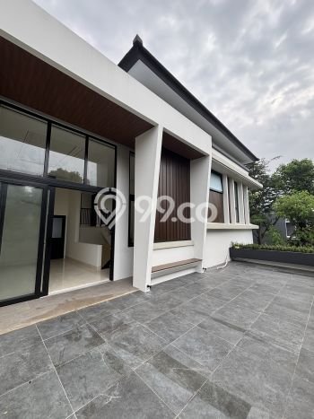 Ready to Use! Premium House LT 247m2 Desain Modern di BSD Ready to Use! Premium House LT 247m2 Desain Modern di BSD
