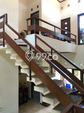 Rumah Elit LB 237m2 Siap Pakai Desain Elegan di Alam Sutera, Tangerang Rumah Elit LB 237m2 Siap Pakai Desain Elegan di Alam Sutera, Tangerang