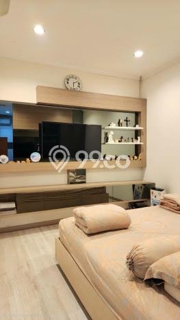 Rumah Mewah LB 380m2 Siap Pakai Desain Elegan di Alam Sutera, Tangerang Rumah Mewah LB 380m2 Siap Pakai Desain Elegan di Alam Sutera, Tangerang