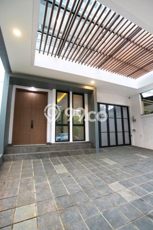 Jual Rumah Luas Megah Dengan View Eksklusif di BSD, Tangerang Jual Rumah Luas Megah Dengan View Eksklusif di BSD, Tangerang