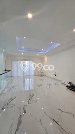 Jual Rumah Luas Megah Dengan View Cantik di Gading Serpong, Tangerang Jual Rumah Luas Megah Dengan View Cantik di Gading Serpong, Tangerang