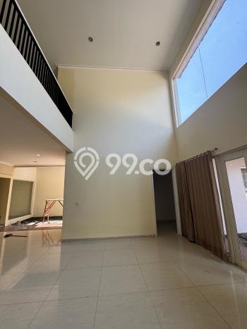 Hunian Elit LB 350m2 Siap Pakai Desain Elegan di Alam Sutera, Tangerang Hunian Elit LB 350m2 Siap Pakai Desain Elegan di Alam Sutera, Tangerang