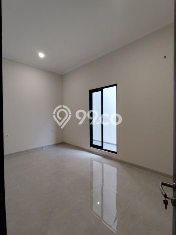 Rumah Luxury Modern Tanpa Renovasi di Sutorejo Surabaya Rumah Luxury Modern Tanpa Renovasi di Sutorejo Surabaya