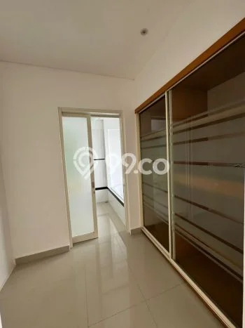 Rumah Mewah LB 250m2 Siap Huni Desain Elegan di Pakuwon City, Surabaya Rumah Mewah LB 250m2 Siap Huni Desain Elegan di Pakuwon City, Surabaya
