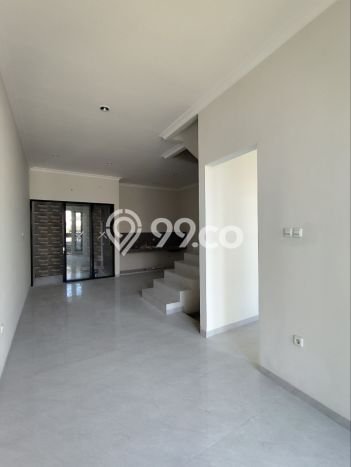 Dijual Cepat Rumah Bagus Siap Huni LB 120m2 di Sukolilo, Surabaya Dijual Cepat Rumah Bagus Siap Huni LB 120m2 di Sukolilo, Surabaya