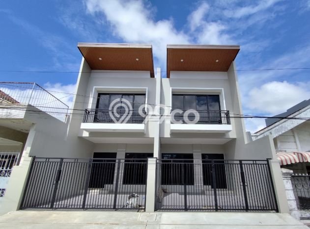 Rumah Modern 3 KT di Pakuwon City Surabaya Unfurnished Rumah Modern 3 KT di Pakuwon City Surabaya Unfurnished