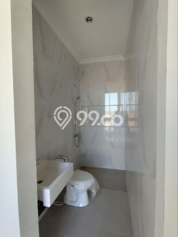 Dijual Cepat Rumah Bagus Siap Huni LB 120m2 di Sukolilo, Surabaya Dijual Cepat Rumah Bagus Siap Huni LB 120m2 di Sukolilo, Surabaya