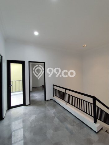Dijual Rumah Elit Exclusive di Mulyorejo, Surabaya Dijual Rumah Elit Exclusive di Mulyorejo, Surabaya