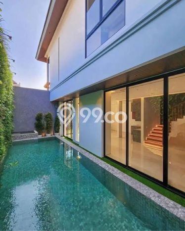 For Sale! Premium House LT 200m2 Desain Elegan di Pondok Indah For Sale! Premium House LT 200m2 Desain Elegan di Pondok Indah