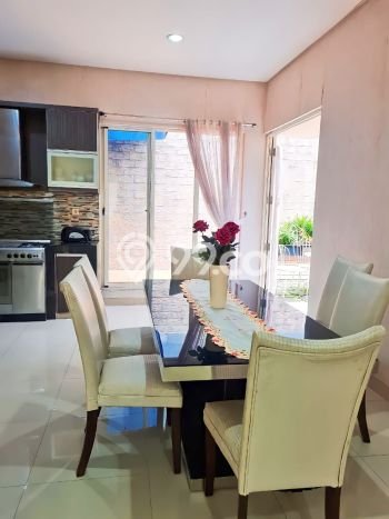 For Sale! Luxury House LT 160m2 Desain Modern di BSD For Sale! Luxury House LT 160m2 Desain Modern di BSD