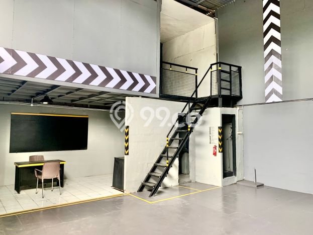 Disewakan Gudang di Kawasan Ramai Kapuk Luas 170m2 Disewakan Gudang di Kawasan Ramai Kapuk Luas 170m2