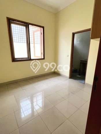 Jarang Ada! Rumah Sewa 6 Kamar Nyaman Siap Huni Pluit Jarang Ada! Rumah Sewa 6 Kamar Nyaman Siap Huni Pluit