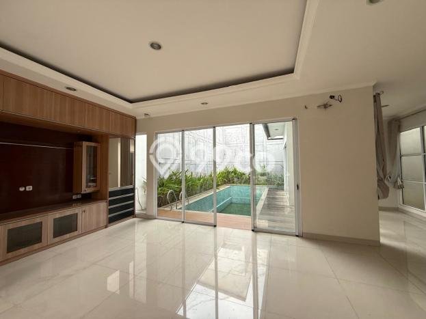 Jual Rumah Mewah Megah Dengan View Eksklusif di BSD Green Wich, Tangerang Jual Rumah Mewah Megah Dengan View Eksklusif di BSD Green Wich, Tangerang